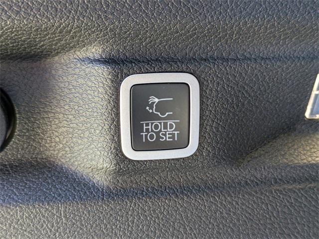 new 2025 Jeep Grand Cherokee L car, priced at $49,246