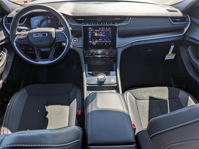 new 2025 Jeep Grand Cherokee car, priced at $37,335