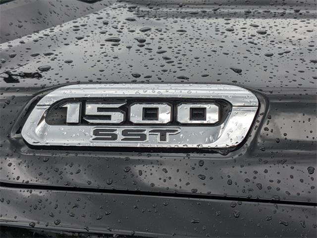 new 2025 Ram 1500 car, priced at $54,286