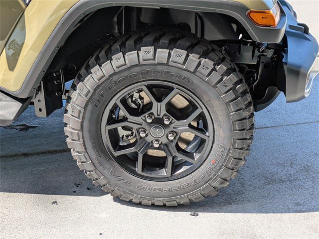 new 2025 Jeep Gladiator car, priced at $45,027