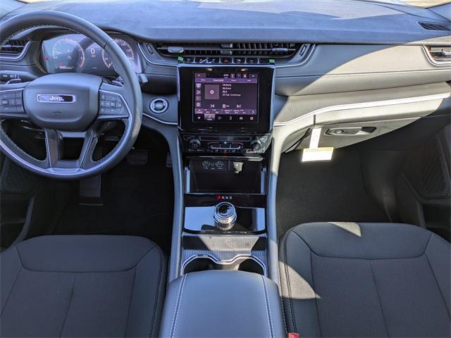 new 2025 Jeep Grand Cherokee car, priced at $39,830