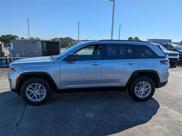 new 2025 Jeep Grand Cherokee car, priced at $39,830