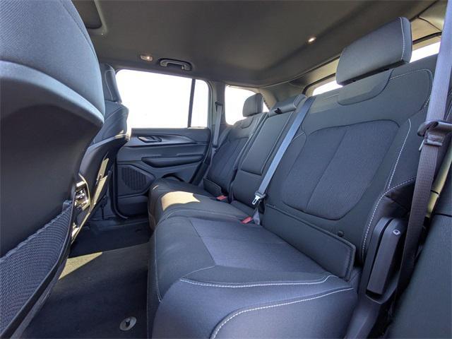 new 2025 Jeep Grand Cherokee car, priced at $39,830