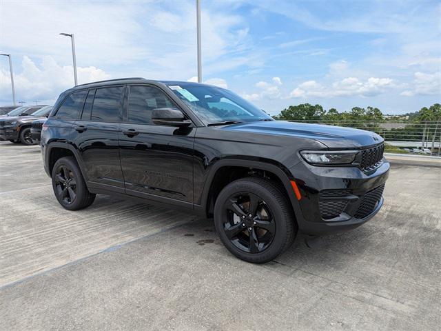 new 2025 Jeep Grand Cherokee car, priced at $41,403