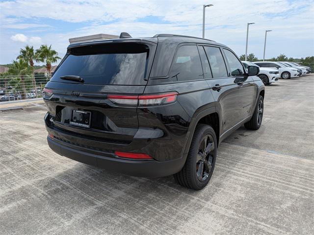 new 2025 Jeep Grand Cherokee car, priced at $41,403