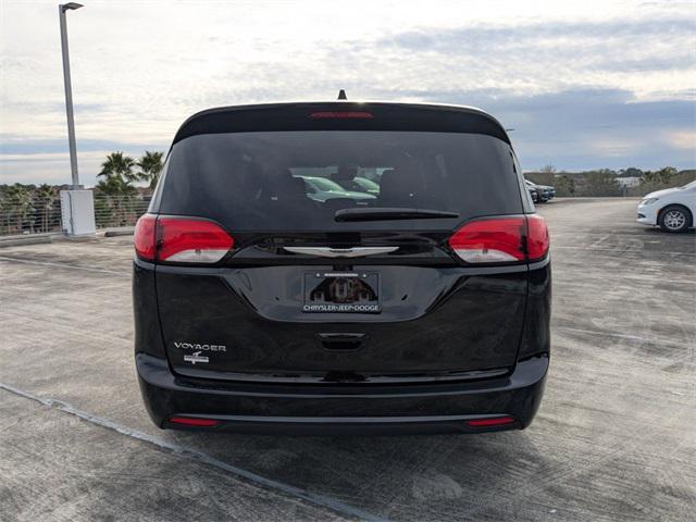 new 2025 Chrysler Voyager car, priced at $39,981