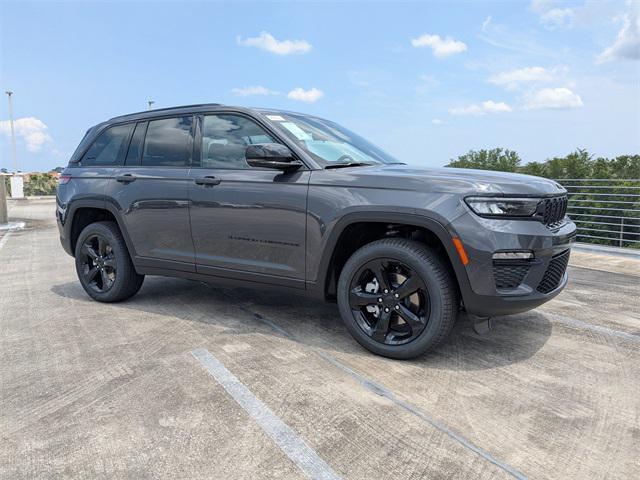 new 2025 Jeep Grand Cherokee car, priced at $47,134