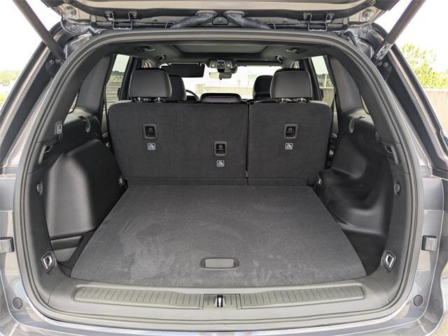 new 2025 Jeep Grand Cherokee car, priced at $47,134