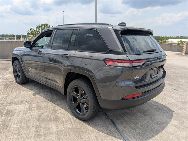 new 2025 Jeep Grand Cherokee car, priced at $47,134