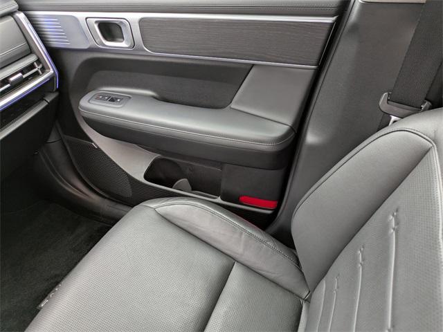 used 2024 Hyundai Santa Fe car, priced at $34,990