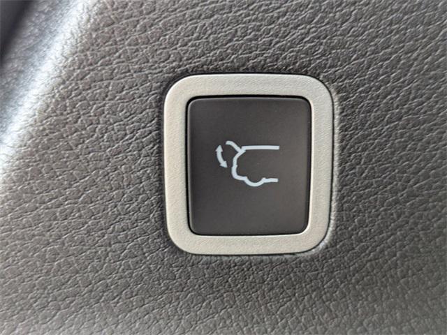 new 2025 Chrysler Pacifica car, priced at $42,328