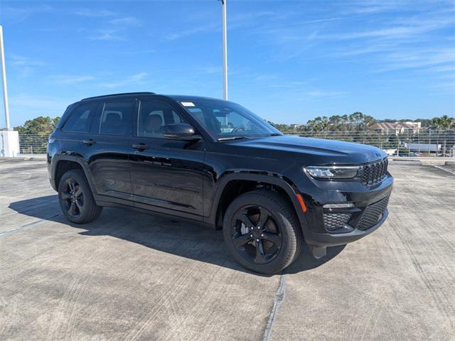 new 2025 Jeep Grand Cherokee car, priced at $43,036