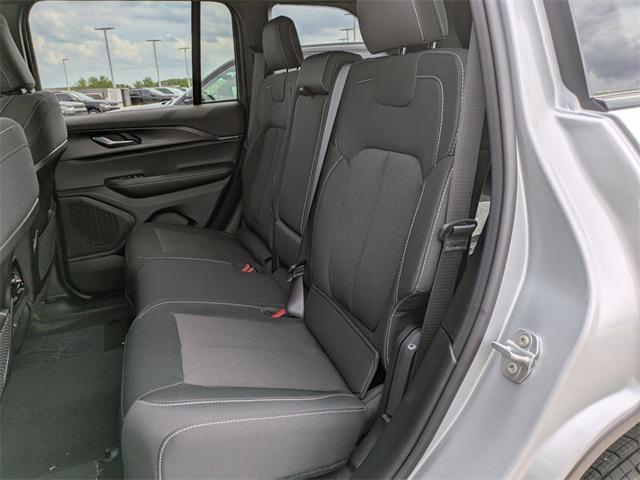 new 2025 Jeep Grand Cherokee car, priced at $37,871