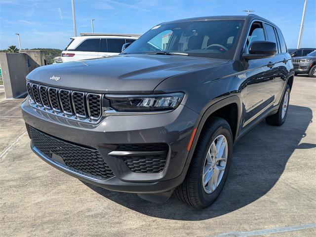 new 2025 Jeep Grand Cherokee car, priced at $38,071