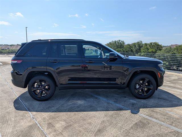 new 2025 Jeep Grand Cherokee car, priced at $46,134