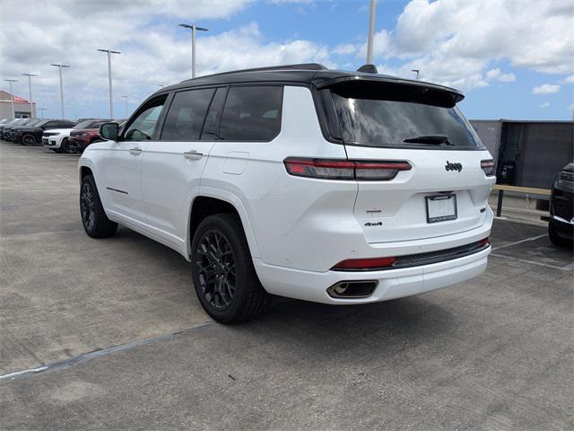 new 2025 Jeep Grand Cherokee L car, priced at $70,797