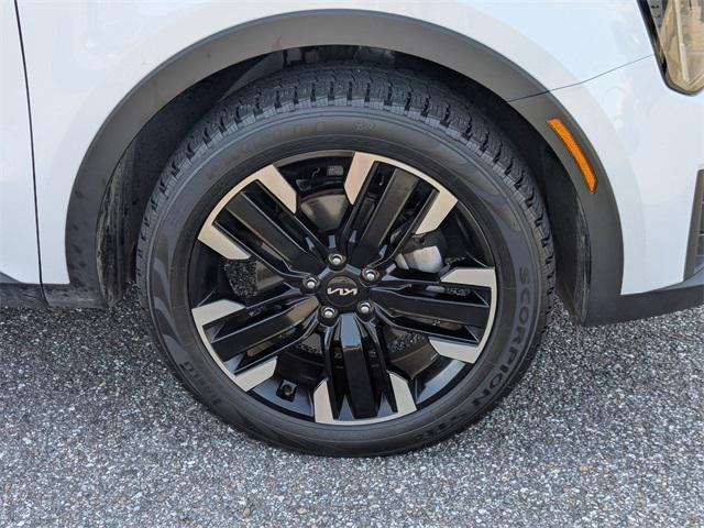 used 2024 Kia Sorento car, priced at $29,990