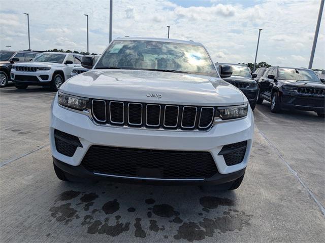 new 2025 Jeep Grand Cherokee car, priced at $38,718
