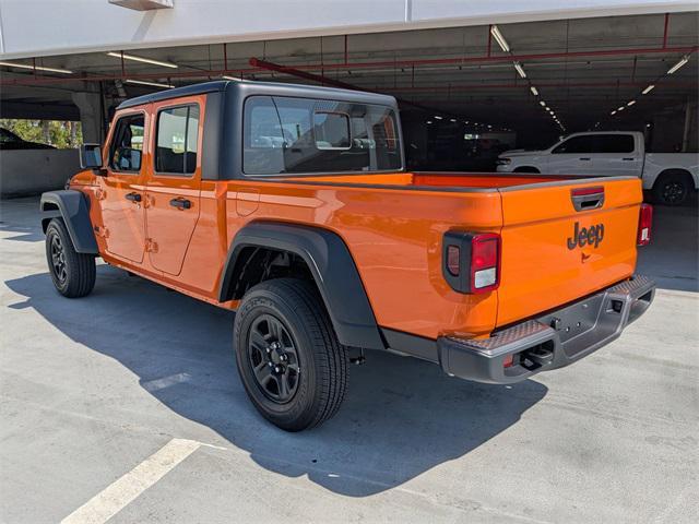 new 2025 Jeep Gladiator car, priced at $40,564