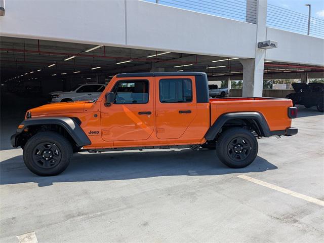 new 2025 Jeep Gladiator car, priced at $40,564