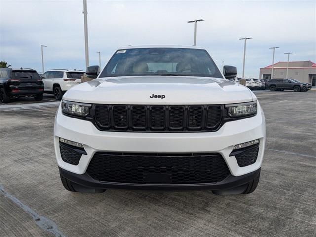 new 2025 Jeep Grand Cherokee car, priced at $42,500