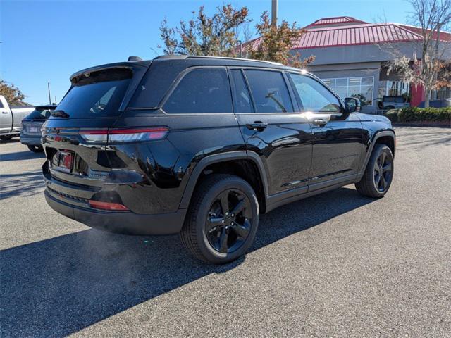 new 2024 Jeep Grand Cherokee car, priced at $47,122