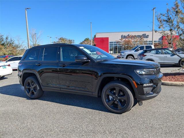 new 2024 Jeep Grand Cherokee car, priced at $47,122