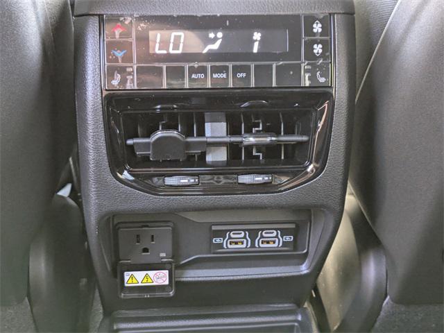 new 2025 Jeep Grand Cherokee L car, priced at $46,692