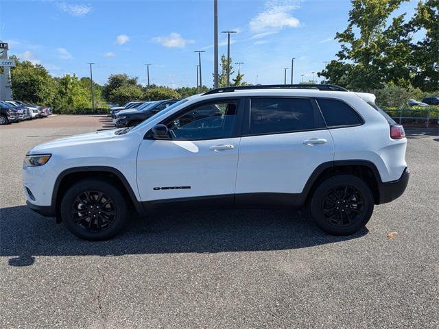 used 2023 Jeep Cherokee car, priced at $24,070