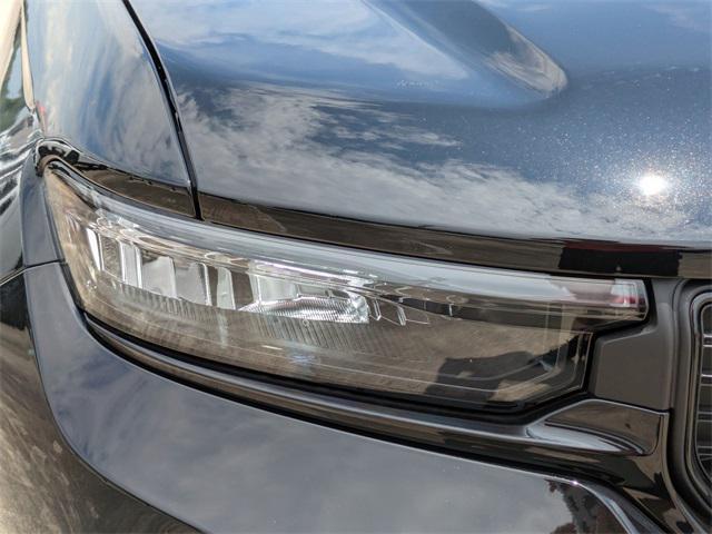 new 2025 Jeep Grand Cherokee car, priced at $44,235