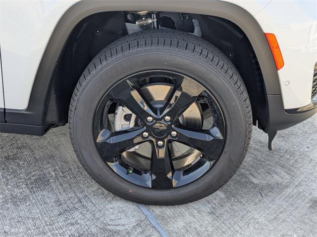 new 2025 Jeep Grand Cherokee L car, priced at $51,032