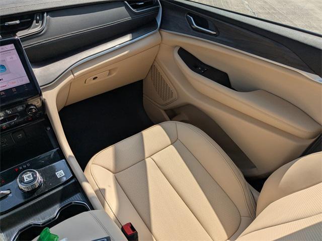 new 2025 Jeep Grand Cherokee L car, priced at $52,032