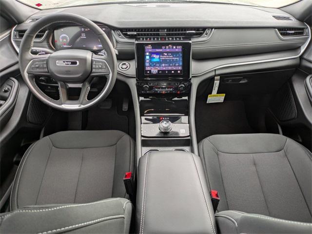 new 2025 Jeep Grand Cherokee car, priced at $37,871