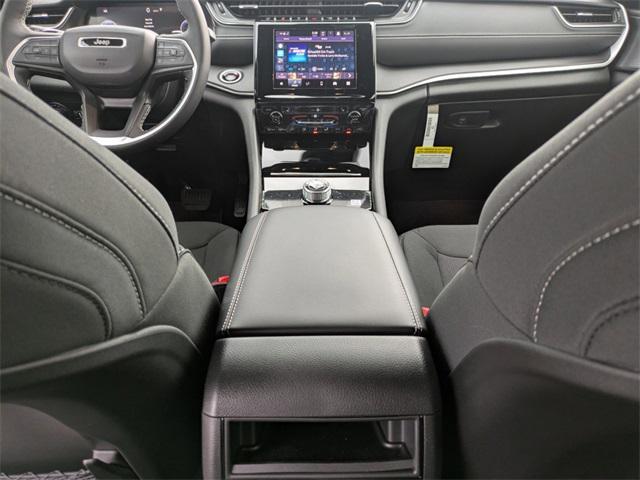 new 2025 Jeep Grand Cherokee car, priced at $37,871