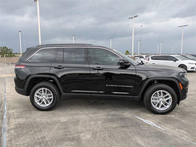 new 2025 Jeep Grand Cherokee car, priced at $37,871