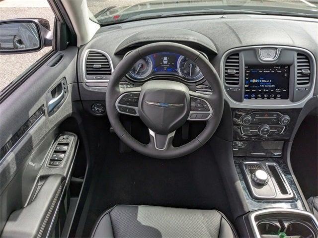 new 2023 Chrysler 300 car