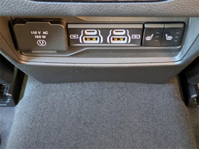 new 2025 Jeep Grand Cherokee car, priced at $50,680