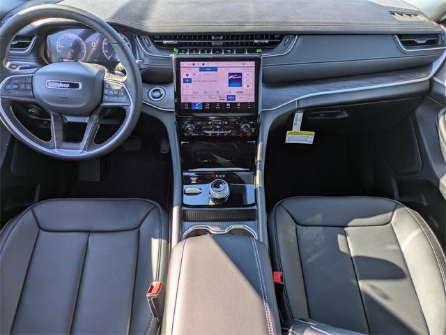 new 2025 Jeep Grand Cherokee car, priced at $50,680