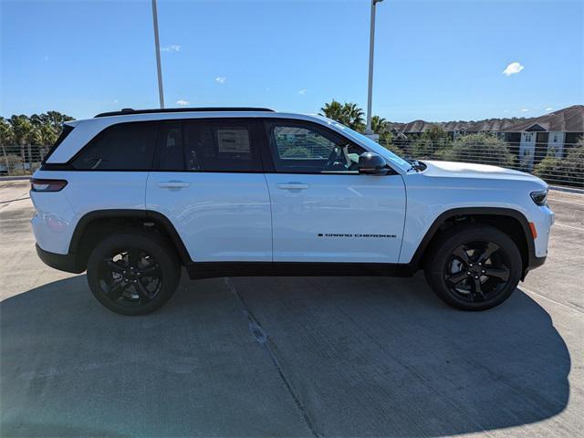 new 2025 Jeep Grand Cherokee car, priced at $50,680