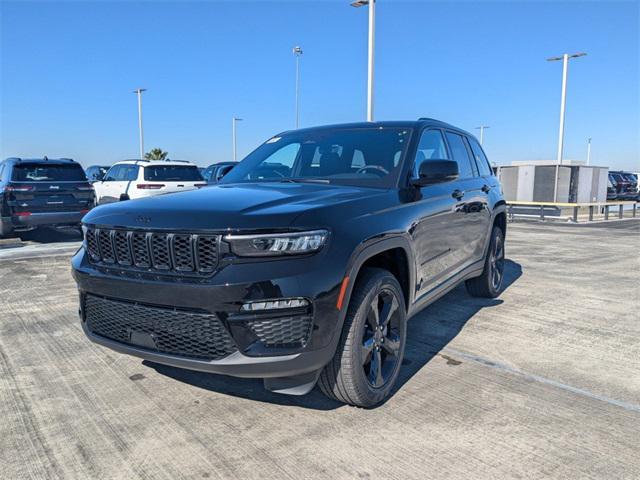 new 2025 Jeep Grand Cherokee car, priced at $43,036