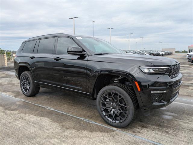 new 2025 Jeep Grand Cherokee car, priced at $50,641