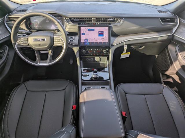 new 2025 Jeep Grand Cherokee car, priced at $51,527