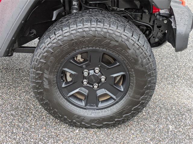 used 2021 Jeep Gladiator car, priced at $35,990