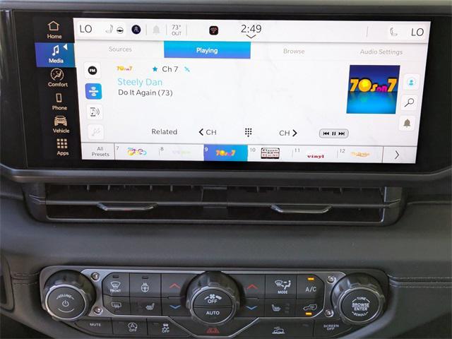 new 2025 Jeep Gladiator car, priced at $45,102