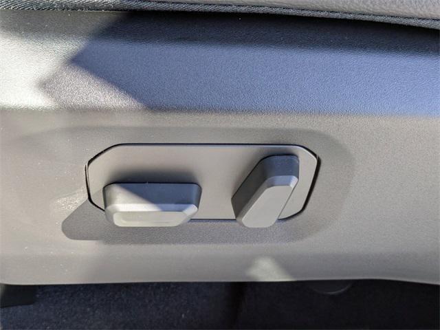 new 2025 Jeep Gladiator car, priced at $45,102