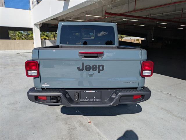 new 2025 Jeep Gladiator car, priced at $45,102