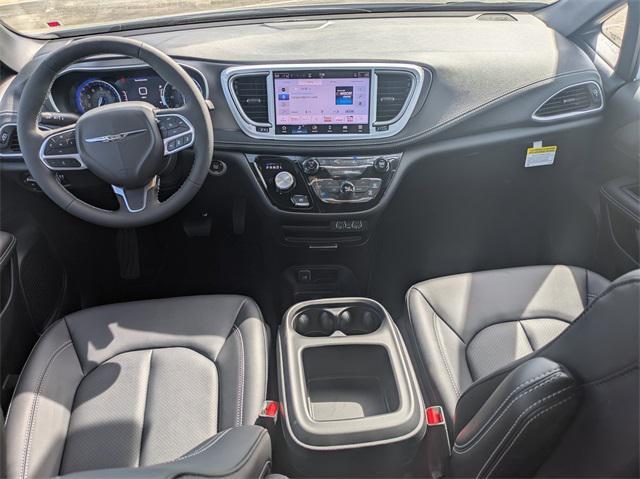 new 2025 Chrysler Pacifica car, priced at $40,275
