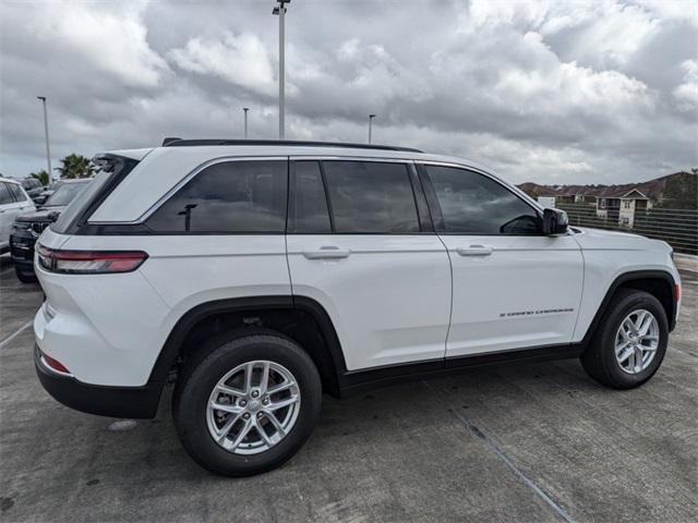 new 2025 Jeep Grand Cherokee car, priced at $39,930