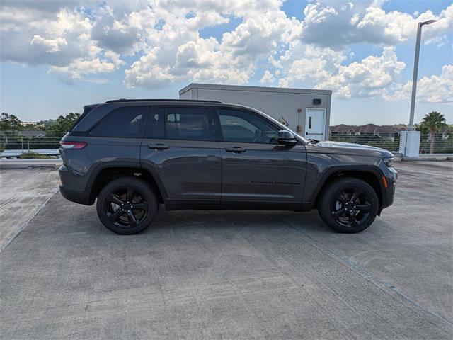 new 2025 Jeep Grand Cherokee car, priced at $42,853