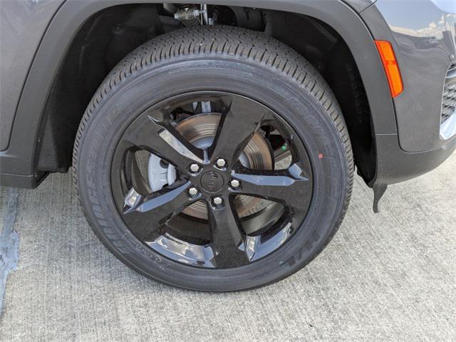 new 2025 Jeep Grand Cherokee car, priced at $42,853